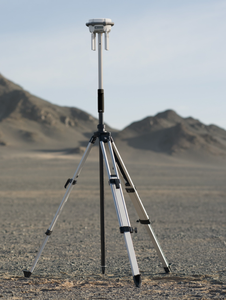 Equipo de Topografía DJI D-RTK3 Base GPS/GNSS RTK de Alta Fiabilidad con Software, Resistente al Agua IP68, 5G/WiFi/Bluetooth, Batería de 6500mAh - Product Image 2