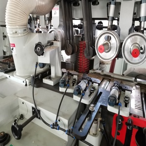 Machine à dégauchir le bois universelle à 6 broches haute vitesse et usage intensif Winmonday, dégauchisseuse quatre faces, composants PLC, 84 kW, 380 V - Product Image 4