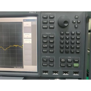 เครื่องวิเคราะห์เครือข่ายไมโครเวฟ Keysight N5242B PNA-X 4 พอร์ต 10 MHz ถึง 26.5 GHz มือสอง - Product Image 1
