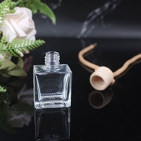 Flacon de parfum en verre transparent automatique de 10 ml, plat, vide, à suspendre, avec logo personnalisé pour désodorisant de voiture