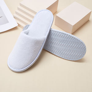 Kapalı otel terliği uzun stok toptan mercan polar otel tek kullanımlık terlik - Product Image 1