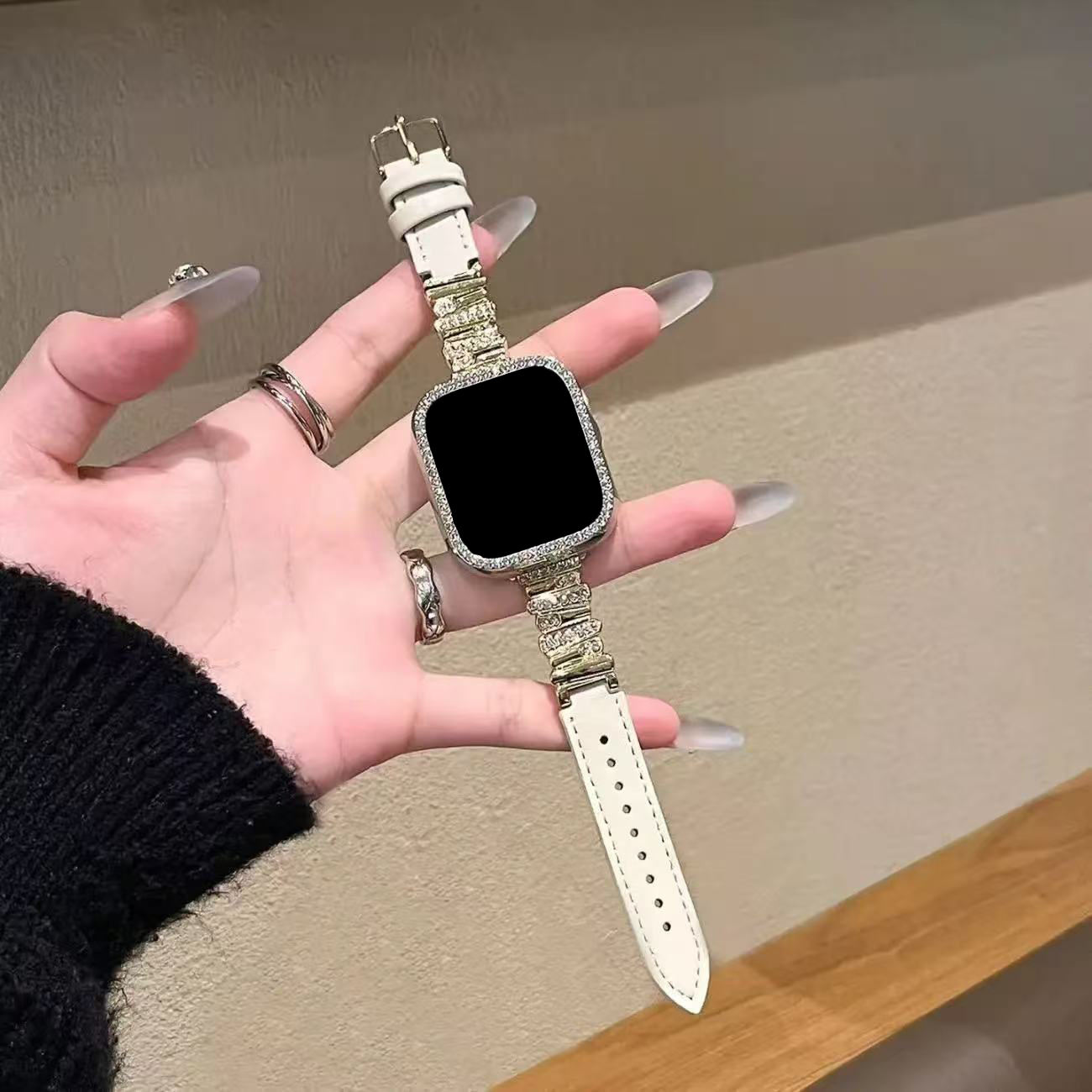 Irregular [Gold and White]