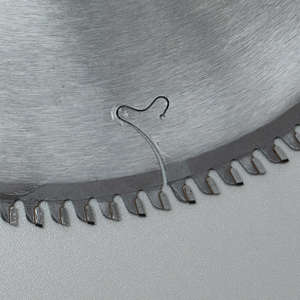 Lame de scie circulaire HSS solide personnalisée OEM 120 dents 2.8mm Kerf 25.4 30mm alésage pour couper l'aluminium à usage industriel - Product Image 3