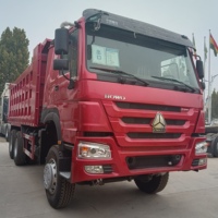 Ventes transfrontalières de camions à benne basculante HOWO de haute qualité de 8.5 mètres Camions à benne basculante à huit basculants arrière de 9.6 mètres Camions à benne basculante HOWO 6*4