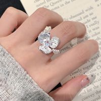 Koreanische Mode Exquisiter Blumenring Simulierte Perlen Elastisch Verstellbarer Damen-Schmuck Geschenk