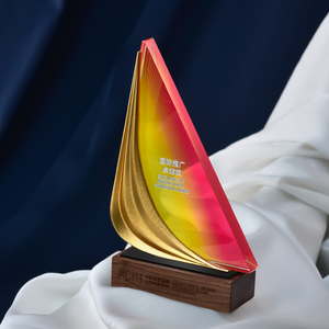 Trophée de voile en cristal personnalisé |   Conception de voilier gravée au laser |   Récompense d'excellence pour la réunion annuelle de l'entreprise - Product Image 3