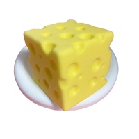 Jouets anti-stress en PU en forme de cube de fromage réaliste jaune doux, à remontée lente, vente en gros, très populaires