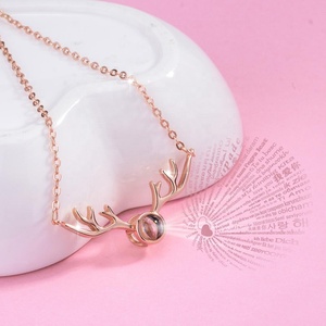 Oro rosa 100 palabras idiomas <span class=keywords><strong>te</strong></span> amo asta de ciervo de proyección collar - Product Image 5