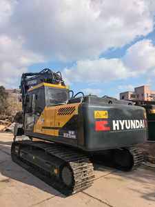 Excavadora de Orugas Hyundai 225HD de Segunda Mano, Modelo 2022, Motor de 112KW, Componentes Centrales: Motor, Caja de Cambios, Bomba de Engranajes - Product Image 2