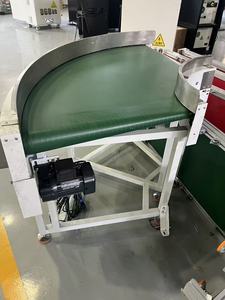 Pasokan produsen kondisi baru sabuk putar 90/180 derajat garis konveyor sabuk konveyor mesin pembalik baja tahan karat sabuk konveyor - Product Image 4