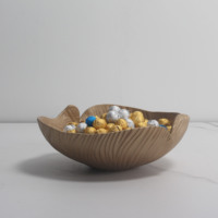 Assiettes et plateaux en céramique dorée de luxe, faits à la main, écologiques, artisanat de la sagesse, texture irrégulière, pour cadeaux d'affaires, chocolat