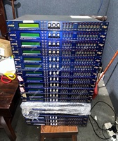 Processeur audio XTA DP448 avec 4 entrées et 8 sorties en bon état d'occasion