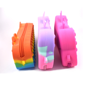 Nuevos Accesorios de Papelería, Estuche Escolar de Silicona Suave y Bonito, Estuche de Múltiples Formas para Niños - Product Image 4