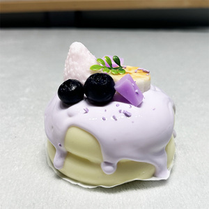 Jouet sensoriel en silicone de qualité alimentaire pour enfants, simulation de nourriture amusante, anti-stress à rebond lent, Myrtille Shufulei, jouet à pincer musical - Product Image 1