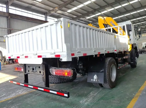 شاحنة هووو 6×4 عالية الأداء مع رافعة ذراع متمفصلة تلسكوبية 20 طن هيدروليكية ذات سطح مسطح لرفع البضائع الثقيلة - Product Image 4