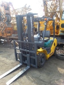 Chariot élévateur d'occasion Komatsu FD30-16 de 3 tonnes en très bon état, chariots élévateurs diesel de 3 tonnes FD30 FD50 - Product Image 2