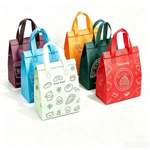 Bolsa Térmica para Almuerzo Personalizada, Reutilizable, Moderna y Duradera, de 30L, Aislada de Polipropileno, para Sándwiches, Pizza, Café y Bebidas - Product Image 2