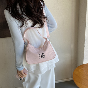 Nuova Borsa a Tracolla/Borsa a Spalla AIL Personalizzata, Moda Leggera Grande Capacità con Cerniera Impermeabile - Product Image 1