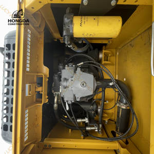 Excavatrice Komatsu PC350 d'occasion de haute qualité, modèle 2023, poids opérationnel de 35 tonnes, moteur diesel, composants essentiels à bas prix - Product Image 6