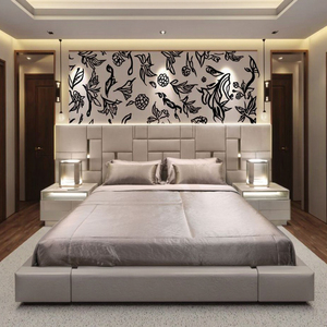 Cadre de lit moderne pleine grandeur avec revêtement en cuir mat et base en bois massif robuste - Product Image 1