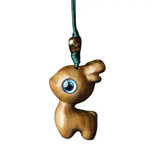 Green sandalwood deer cartoon deer dream cute little ornaments pendant car accessories bag accessories