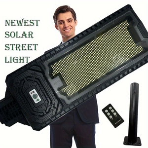 Les panneaux photovoltaïques de lampes imperméables économiseuses d'énergie extérieures ont mené le réverbère solaire intégré - Product Image 1