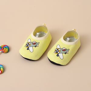[Saldi di Liquidazione] Nuove Scarpine Calzino per Neonati, Vari Stili Stampati in PVC Traspirante Antiscivolo con Suola Morbida per Bambini - Product Image 3