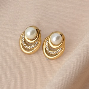 Zeadear Jewelry, Nuevos Aretes Pequeños de Acero Inoxidable Chapados en Oro de 18k para Mujer - Product Image 3
