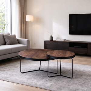 Ineinanderstellbares Couchtisch-Set aus 2 runden Tischen mit Walnussholzplatte und schwarzem Metallgestell für Wohnzimmer, Apartment, Villa, Lounge - Product Image 1