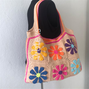 Haute qualité <span class=keywords><strong>Crochet</strong></span> marguerite <span class=keywords><strong>sac</strong></span> grand-mère carré fleur <span class=keywords><strong>sac</strong></span> fleur transporter <span class=keywords><strong>sac</strong></span> à bandoulière <span class=keywords><strong>Crochet</strong></span> bobo fourre-tout - Product Image 4