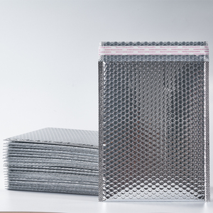 Tùy Chỉnh <span class=keywords><strong>Aluminized</strong></span> Bạc Bong Bóng Phong Bì Dày Drop-Proof Bọt Bao Bì Túi Cho Thể Hiện Quần Áo Express Gửi Thư Túi - Product Image 2
