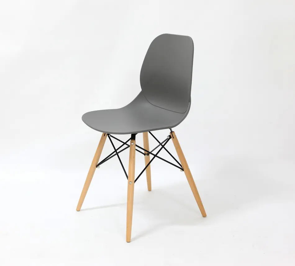 الحديثة الإبداعية PP البلاستيك قدم الخشب الصلب الكلاسيكية مطعم الطعام كرسي مستوحاة من البلاستيك قذيفة لينة وسادة الكراسي الطعام
