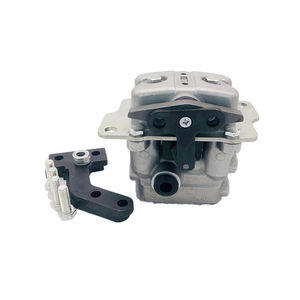 Valvola a Pedale di Controllo Idraulico per Cabina Escavatore PC40 PC55 PC120-6 PC200-<span class=keywords><strong>7</strong></span> PC200-8 PC300-6 - Product Image 3