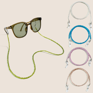 Chaîne et <span class=keywords><strong>cordon</strong></span> pour <span class=keywords><strong>lunettes</strong></span> Damai TC-C060, tendance, faits main, en perles acryliques transparentes de 4 mm, antidérapant, 28,34 pouces - Product Image 1