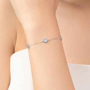 Pulsera de Cadena Minimalista con Dijes de Cristal de Plata S925, Unisex, para Uso Diario, con Diseño de Ojo Azul para Piel Sensible - Product Image 4