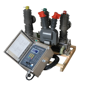 Disjoncteur à vide à aimant permanent triphasé extérieur ZW32-12M 12kV / Interrupteur à vide haute fiabilité monté sur poteau VCB - Product Image 1