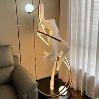 Abstrait Sculpture LED Lampadaire avec Danse Déesse Art Résine Matériel pour Home Office Hôtel Lobby Décoration Nouvelles Ventes