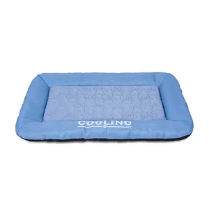 Wholesale Custom Luxury Oxford Fabric Waterproof Pet Dog Pad Cooling Dog Bed