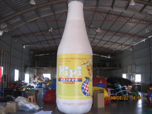 Botella de jugo inflable gigante para eventos publicitarios - Product Image 3