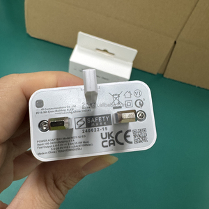 Chargeur rapide UK 67W 120W Adaptateur de voyage 6A Câble USB-C 1 mètre Chargeur rapide pour Xiaomi 15Ultra 14pro Mix Fold <span class=keywords><strong>Poco</strong></span> <span class=keywords><strong>X3</strong></span> X4 <span class=keywords><strong>Pro</strong></span> - Product Image 5