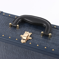 Mini valise de voyage de style vintage classique de 13 pouces coffre en cuir PU grain de crocodile conception intemporelle stockage de bijoux