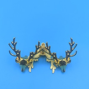 Deer Head <b>Cabinet</b> Handles Zinc Alloy Warm Gold Novelty Shape <b>Rustic</b> Design Durable Hardware Accessory - Product Image 2