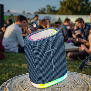 Led motosiklet ile yeni küçük serin teknoloji araçlar <span class=keywords><strong>bluetooth</strong></span> hoparlör kablosuz mavi diş çift Woofer akıllı süper bas ses çalar - Product Image 1