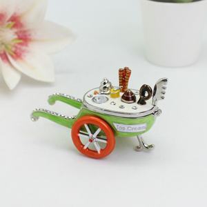 SHINNYGIFTS Style moderne peint à la main crème glacée voiture émail bibelot et charnière boîte à bijoux Unique décor à la maison cadeaux pour les femmes - Product Image 3