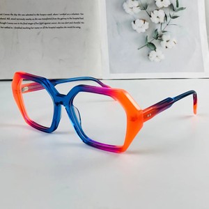 2024 nouveautés couleur <span class=keywords><strong>asymptotique</strong></span> monture de lunettes femmes optique montures de lunettes européennes et américaines stock d'usine en gros - Product Image 4