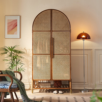 Armoire autoportante en bois massif et rotin, armoire à dôme arqué avec portes en rotin naturel, armoire de rangement rétro pour chambre à coucher