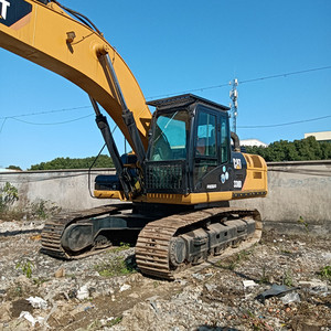 รถขุดตีนตะขาบ CAT330D 330c 330DL 330b 330c มือสอง ราคาถูก ประสิทธิภาพสูง รุ่นปี 2018 ความจุ 1.2 เมตร สถาพดีเยี่ยม - Product Image 3