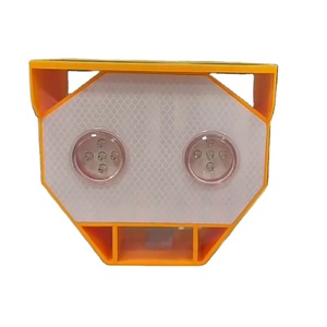 Feu de signalisation routière à <span class=keywords><strong>LED</strong></span> jaune étanche IP68, solaire, clignotant, de qualité professionnelle, pour la sécurité des chantiers et la circulation - Product Image 1