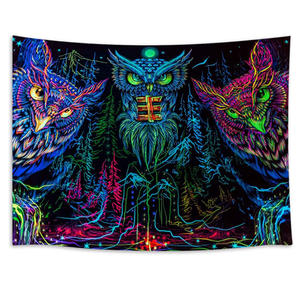 سجادة جدارية فلورية بتصميم قمر وحيوانات وطيور، تابستري بتأثير الأشعة فوق البنفسجية والضوء الأسود، تصميم سايكيديليكي على شكل بومة - Product Image 2