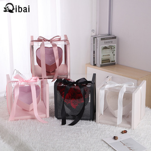 Qibai Nouvelle Boîte à Fleurs Transparente Coréenne avec Poignée, Boîte d'Emballage Florale en PVC avec Fenêtre, Boîte Cadeau pour la Fête des Mères avec Ruban - Product Image 1